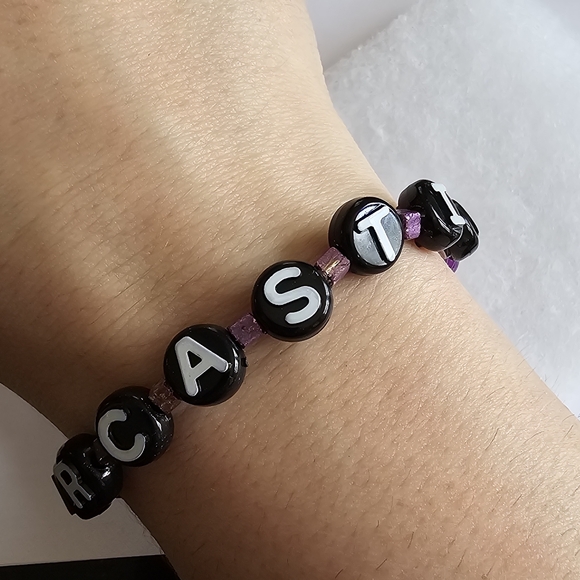 Relisted - D - Picture 7 of 8